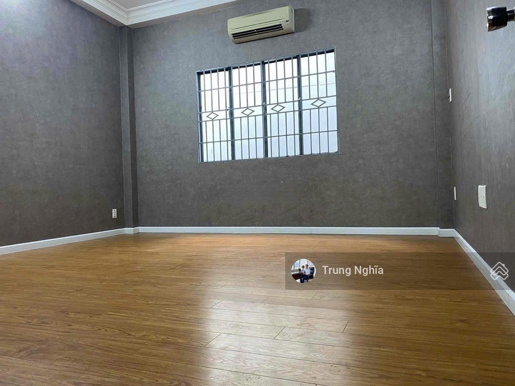 Nhà đường thích quảng đức diện tích 4,2x18m trệt 2 lầu sân thượng cho thuê