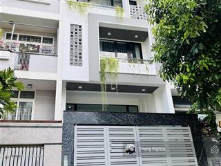 Nhà đường cửu long diện tích 5x20m trệt 3 lầu cho thuê