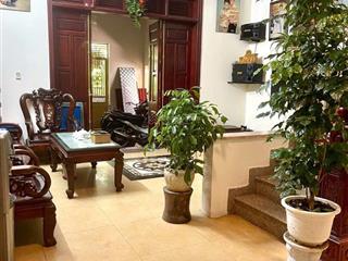 Bán nhà đường hoàng mai ô tô 07 chỗ 04 tầng mt 6.2 m 20.5 tỷ.