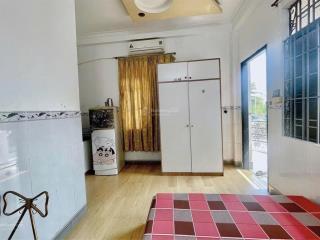 Ban công cửa sổ full nội thất, phù hợp sinh viên văn phòng, an ninh, không ngập nước