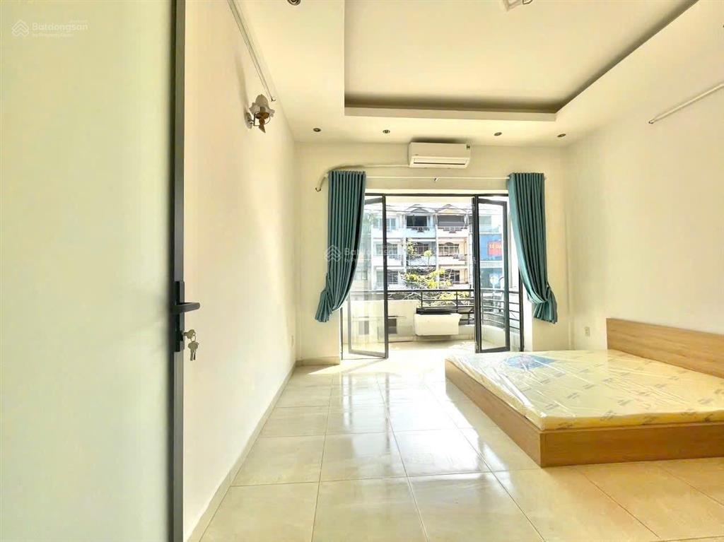 1pn ban công full nt, thuận tiện dhkt...
