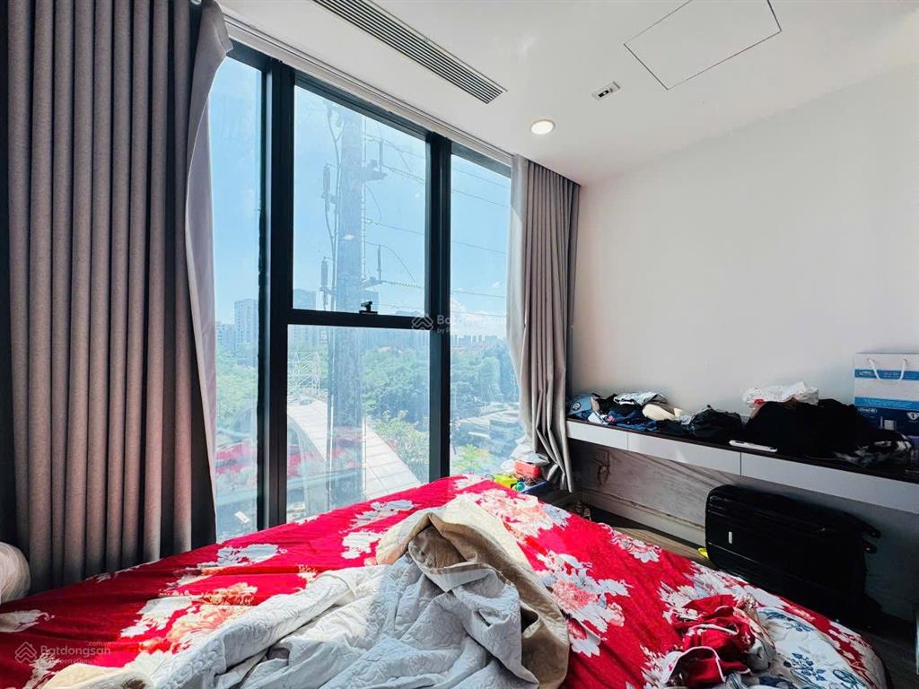 Căn gốc phòng ngủ, phòng khách view đẹp