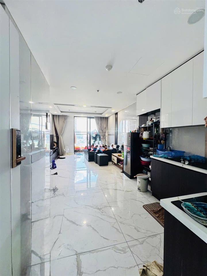 Căn gốc phòng ngủ, phòng khách view đẹp