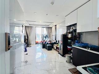 Căn gốc phòng ngủ, phòng khách view đẹp