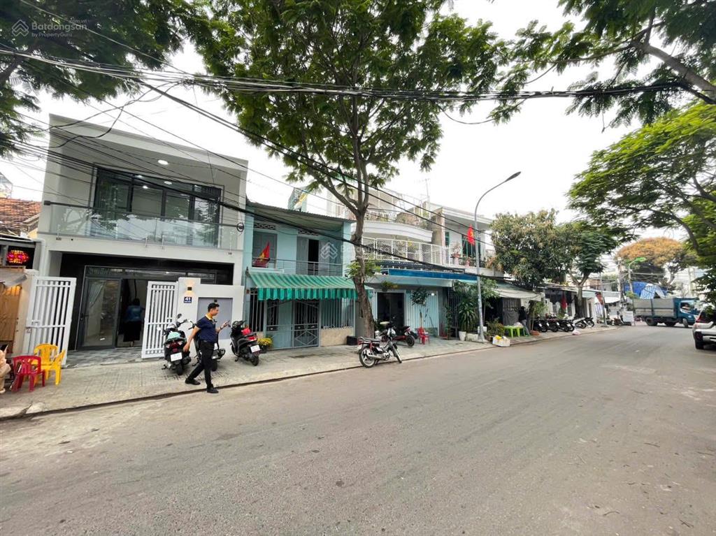 Bán nhà đẹp 9 tỷ nguyên căn gần chợ đầm đường 13m