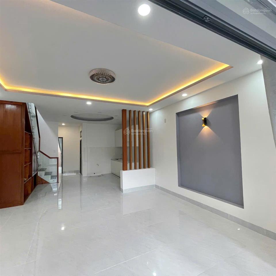 Bán nhà đẹp 9 tỷ nguyên căn gần chợ đầm đường 13m