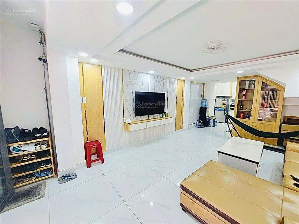 Siêu phẩm phan văn trị  đối diện cityland  7.5 tỷ dt 4m x 12m