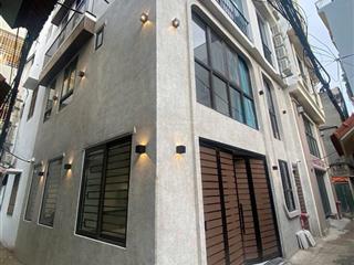 Toà dịch vụ lô góc 16 phòng khép kín 55m 7 tầng thang máy dòng tiền 70tr 1 tháng full đồ giá 15tỷ6