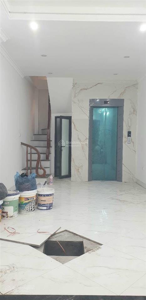 Phải nhanh mới kịp ! trương định 32m 6 tầng thang máy lô góc ngõ 2m giá chỉ 7.8tỷ gấp