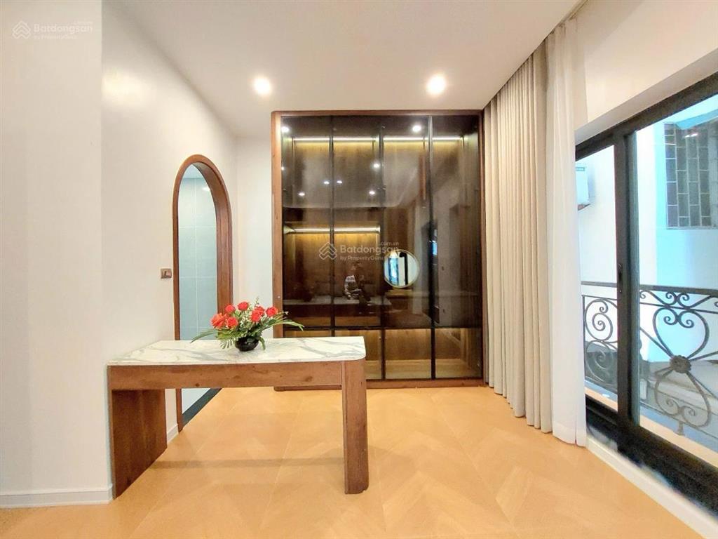 Siêu phẩm bạch mai 6 tầng thang máy 78m2 mặt tiền 6m3 cách phố 1 nhà full nội thất sịn giá chỉ 14ty