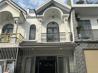 Ms8202 bán nhà hoàn công gần chợ phú phong, đường 12m, sổ hồng riêng