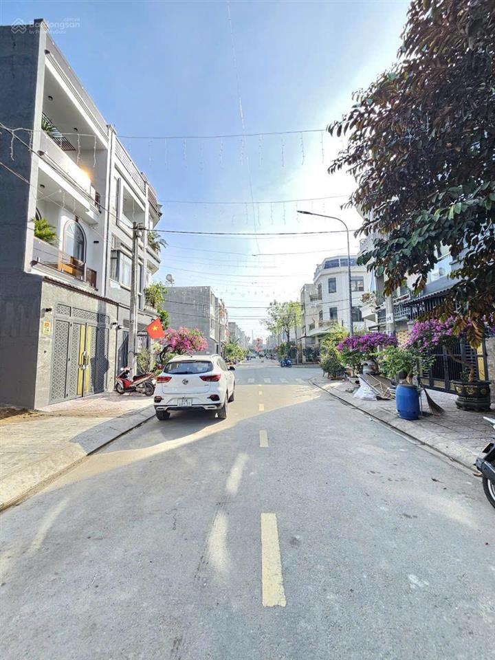 Ms7689 | bán nhà 1 trệt 2 lầu full nội thất đường 12m thông tân đông hiệp, dĩ an gần tp.hcm 6km