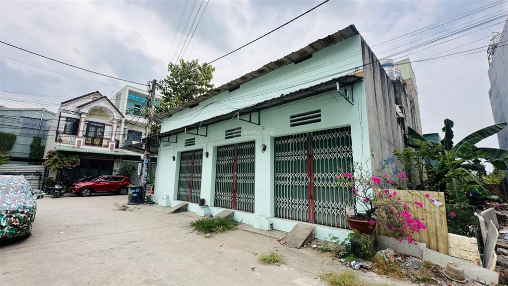 8214  bán dãy trọ 2 mặt tiền đông hòa dĩ an gần nguyễn hữu cảnh  đường ôtô  giá 3,88 tỷ