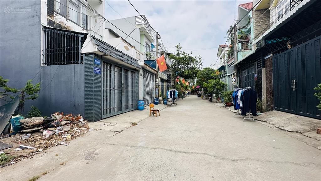 8214  bán dãy trọ 2 mặt tiền đông hòa dĩ an gần nguyễn hữu cảnh  đường ôtô  giá 3,88 tỷ