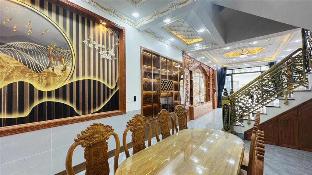 7278bán nhà mt nguyễn đình chiểu p. đông hòa dĩ an  1 trệt 3 lầu  100m2  sổ hoàn công  8.3 tỷ