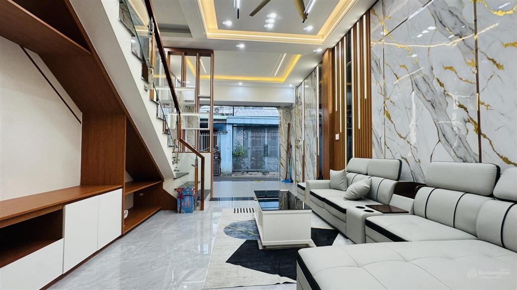 9713  nhà mới trệt lầu gần chợ bửu hòa, biên hoà, đ. bùi hữu nghĩa  3pn, đường ô tô giá 3.8 tỷ tl