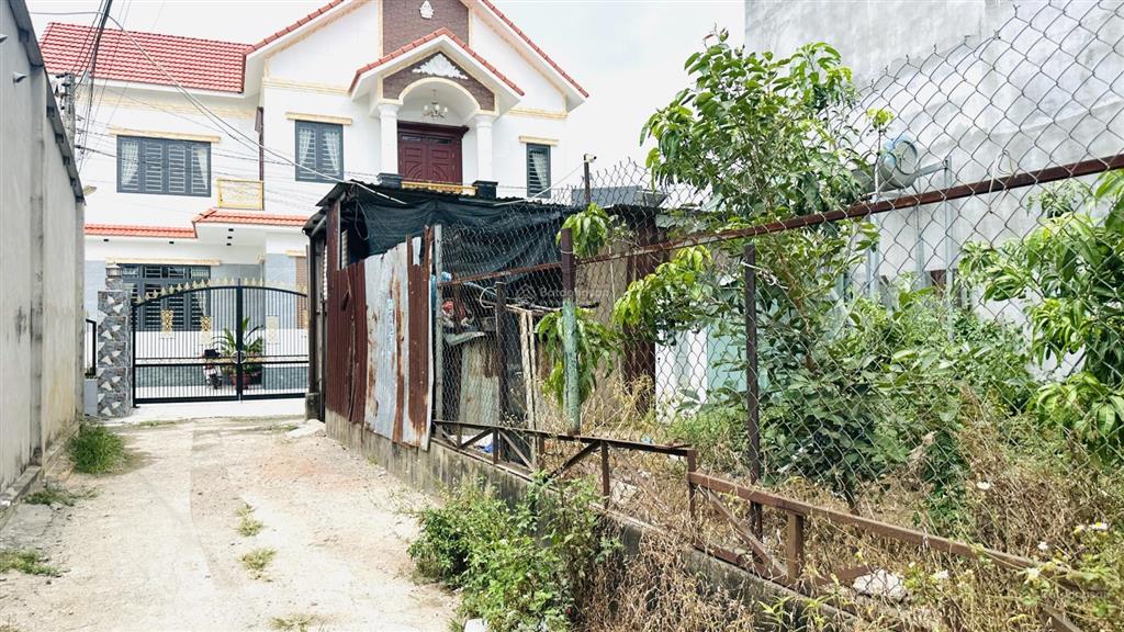9736 bán đất 2 mặt tiền giá rẻ p.tân bình, dĩ an  106,2m2  đường thông  2,65 tỷ