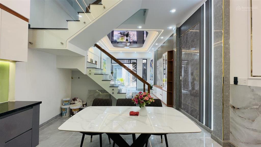 9395 bán nhà p. bửu hoà gần cầu hang đ. nguyễn thị tồn  1 trệt 1 lầu  3pn  72m2  3,8 tỷ