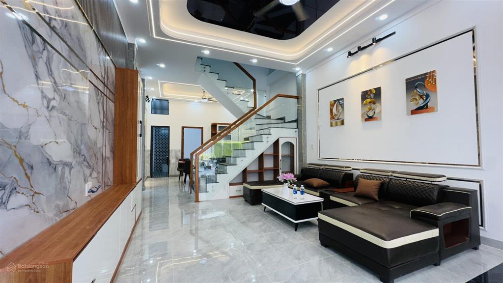 9395 bán nhà p. bửu hoà gần cầu hang đ. nguyễn thị tồn  1 trệt 1 lầu  3pn  72m2  3,8 tỷ