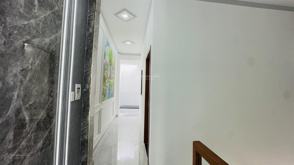 9395 bán nhà p. bửu hoà gần cầu hang đ. nguyễn thị tồn  1 trệt 1 lầu  3pn  72m2  3,8 tỷ