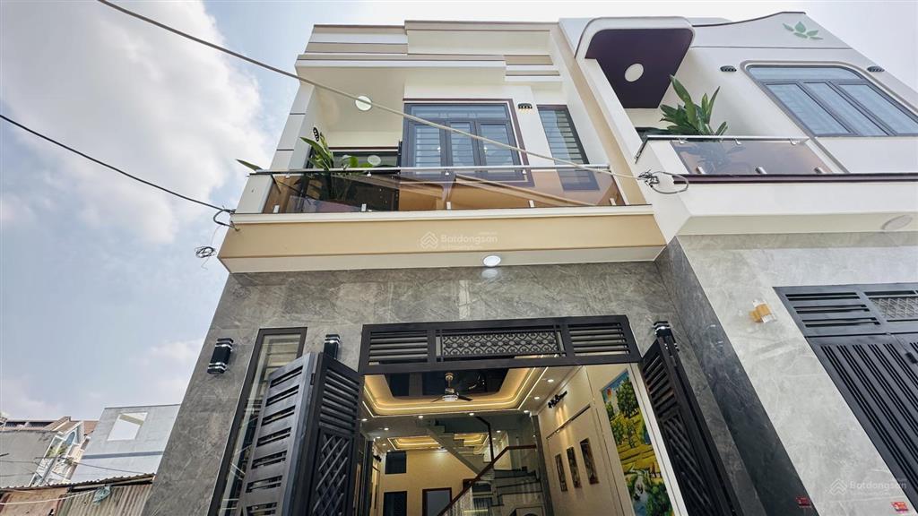 9395 bán nhà p. bửu hoà gần cầu hang đ. nguyễn thị tồn  1 trệt 1 lầu  3pn  72m2  3,8 tỷ