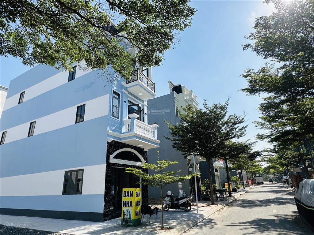 8622 bán nhà kdc dĩ an, tp. hồ chí minh  kdc gần chiêu liêu  1t2l  4pn  sổ hoàn công  5,6 tỷ