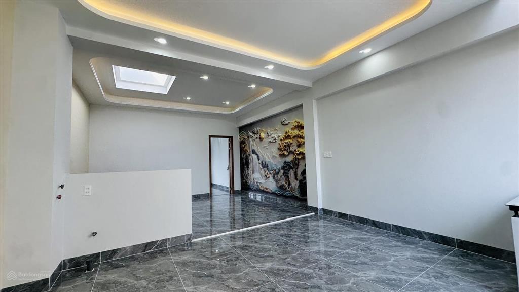8973 bán nhà đông hoà, dĩ an  gần go dĩ an  1t3l, 4pn, sân ô tô  hoàn công  full nội thất