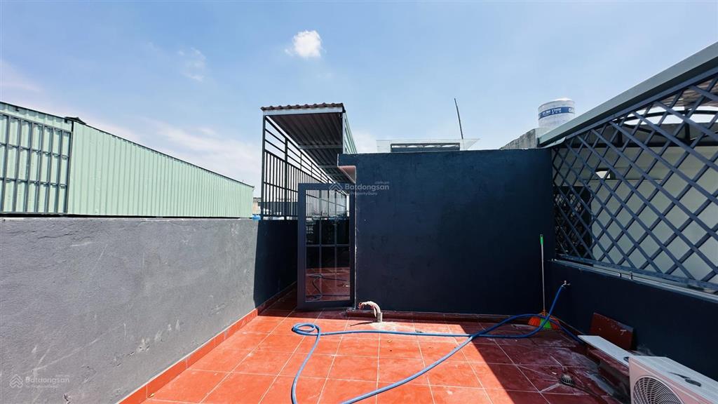 8701  bán nhà 1t2l tặng đủ nội thất  p. bình chuẩn, tp. thuận an  gần ngã 4 miếu ông cù  5,5 tỷ