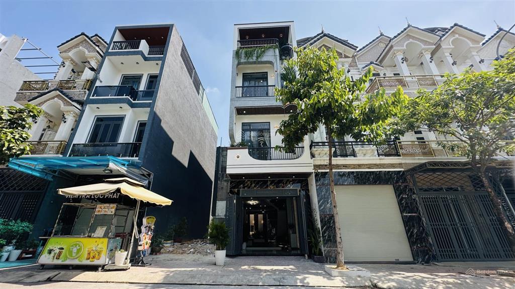 8701  bán nhà 1t2l tặng đủ nội thất  p. bình chuẩn, tp. thuận an  gần ngã 4 miếu ông cù  5,5 tỷ
