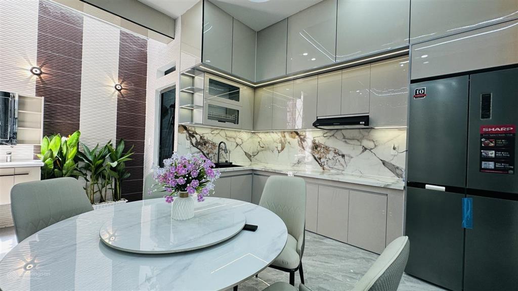 8701  bán nhà 1t2l tặng đủ nội thất  p. bình chuẩn, tp. thuận an  gần ngã 4 miếu ông cù  5,5 tỷ
