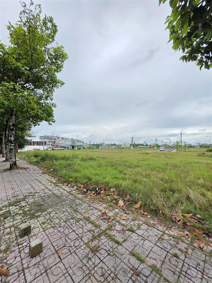 8452  bán đất mặt tiền phạm văn diêu, p. tân hạnh, biên hòa  90m2 thổ cư 100%  giá 4,8 tỷ