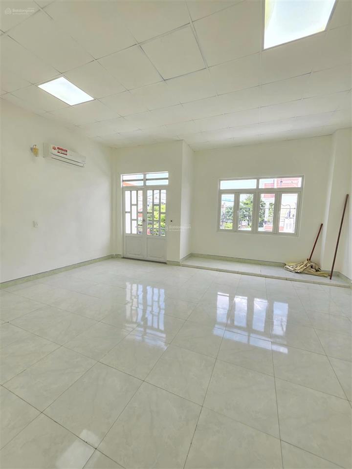 8389  bán nhà 1t1l sân ô tô 7 chỗ gần ngã tư chiêu liêu, p. tân bình, tp. dĩ an 105m2  4,6 tỷ