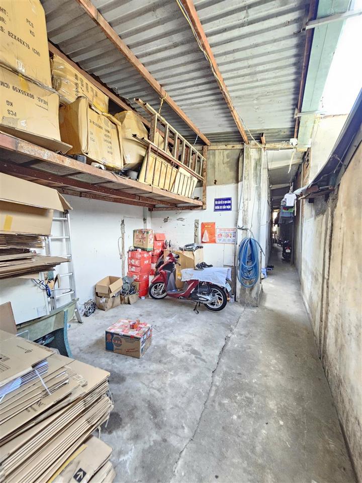 274  bán nhà mặt tiền nguyễn đức thiệu, dĩ an nhà 1t2l và 10 phòng trọ, thu nhập ổn định  6,6 tỷ