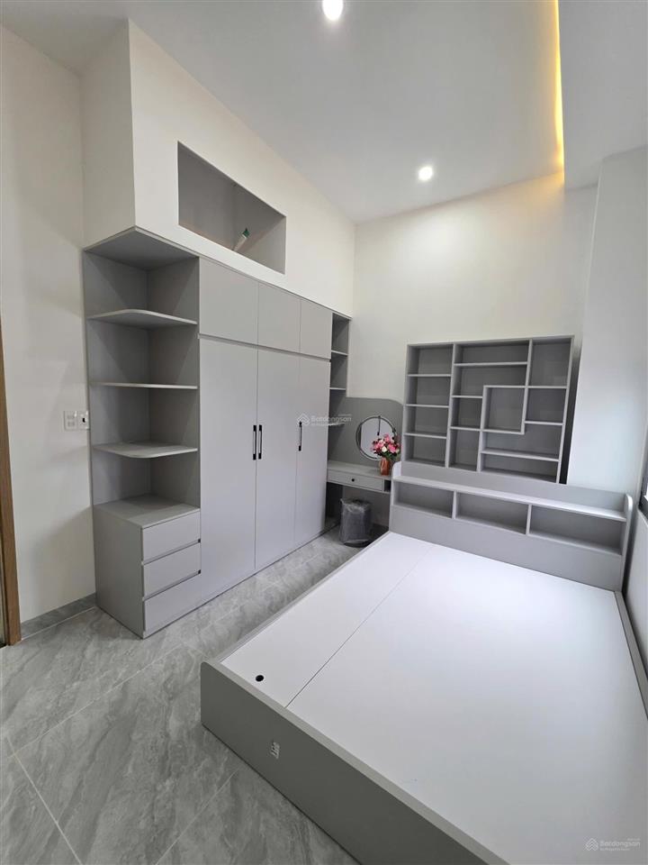 9759 nhà hoàn công 1t1l, 3 pn gần vòng xoay cầu hang, đ. nguyễn tri phương biên hòa  65m2  3t2