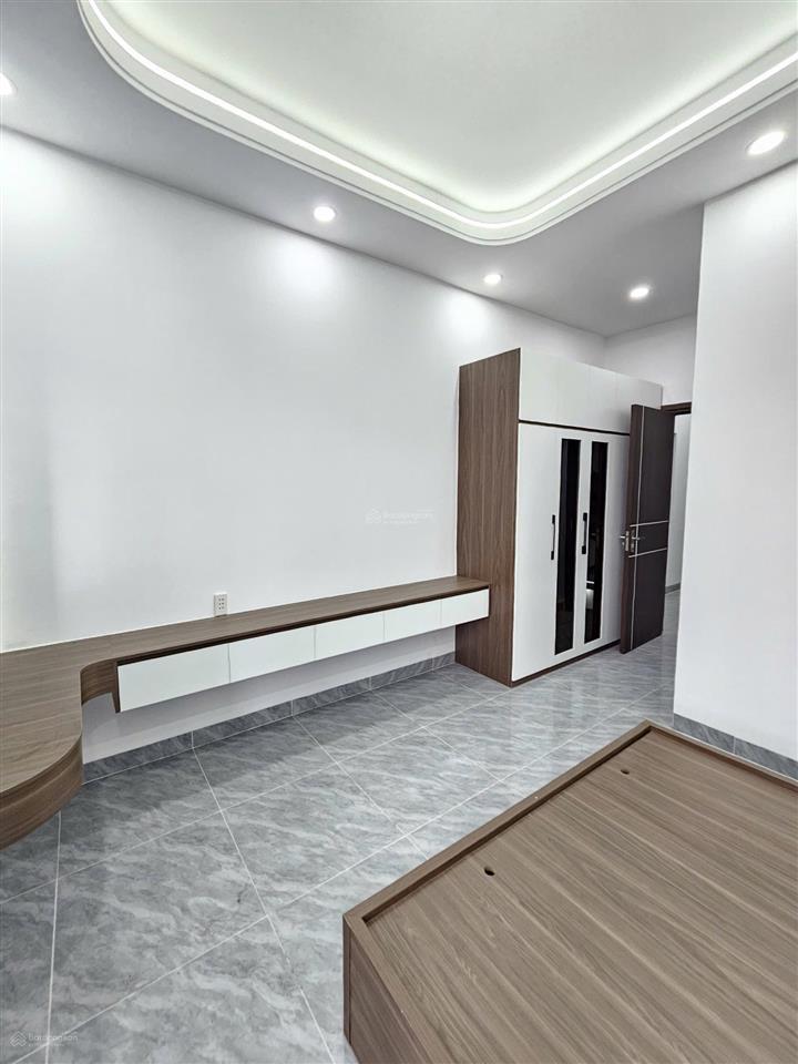 211bán nhà hoàn công kdc icon central, p. dĩ an, tp.hcm 4pn, full nội thất, 2 mặt thoáng  4,7tỷ
