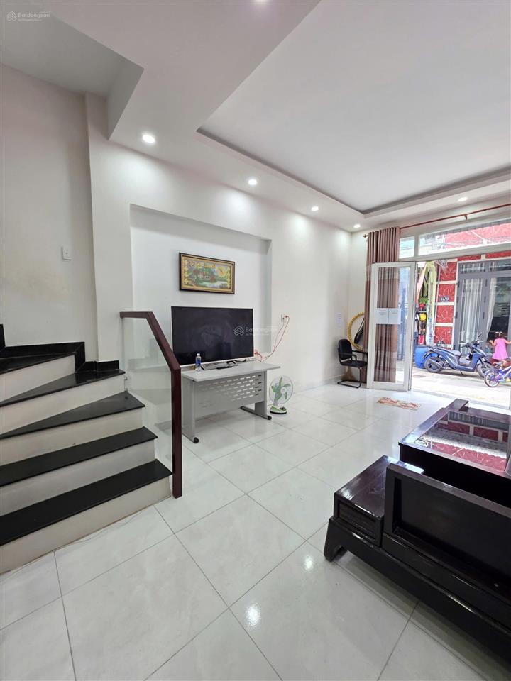 9777 bán nhà 1t1l, sổ hồng riêng gần hội trường đông hòa, dĩ an, đường 5m, 41,5m2, 2pn  3,35 tỷ
