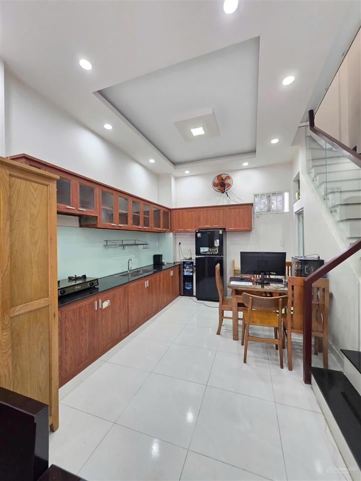 9777 bán nhà 1t1l, sổ hồng riêng gần hội trường đông hòa, dĩ an, đường 5m, 41,5m2, 2pn  3,35 tỷ