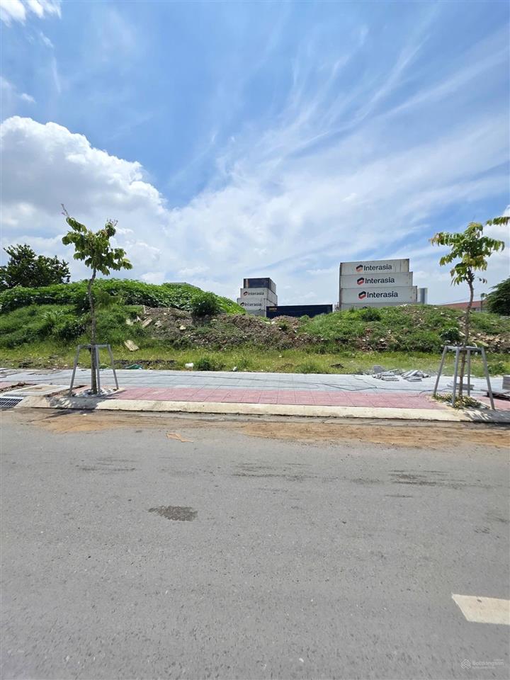 Bán đất mặt tiền đường 30/4 sát làng đhqg xây chdv p. bình thắng, dĩ an  378m2 ngang 10m  22,6 tỷ