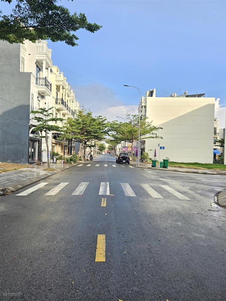 615 bán đất kdc icon central dĩ an, 60m thổ cư 100%, đường 12m, gần chợ thông dụng  3,15 tỷ