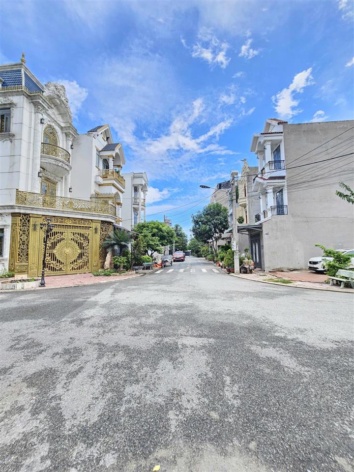 565  bán đất góc 2 mặt tiền gần lê hồng phong, tân bình, dĩ an, 86m2, giá 3,95 tỷ