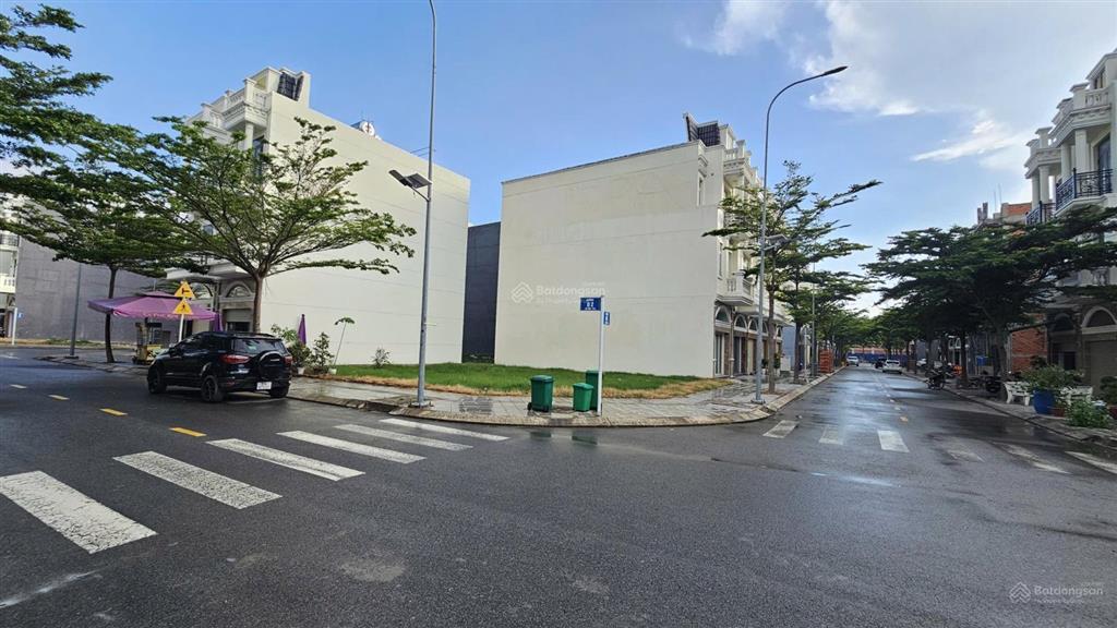 616  bán lô góc 2 mặt tiền kdc icon central, p. dĩ an, tp. hcm  72,7m2, thổ cư 100%  4,1 tỷ tl