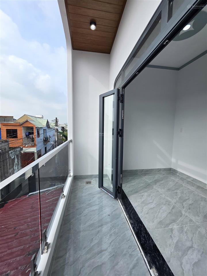 444  bán nhà tân đông hiệp, dĩ an gần ngã tư chiêu liêu, 3pn, đường ôtô  giá 3,95 tỷ