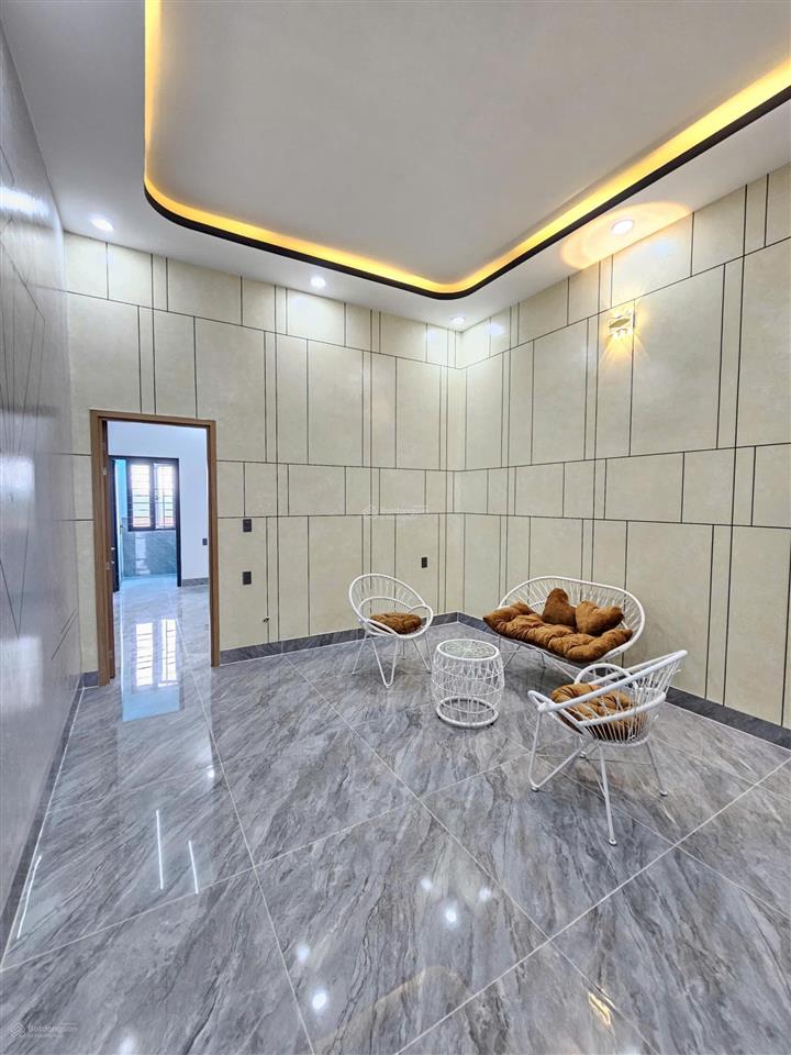 9609bán nhà gần p.tân bình, dĩ an, bờ hồ biconsi, sổ hoàn công, 3pn, sân ôtô, 103m2, giá 5,5 tỷ