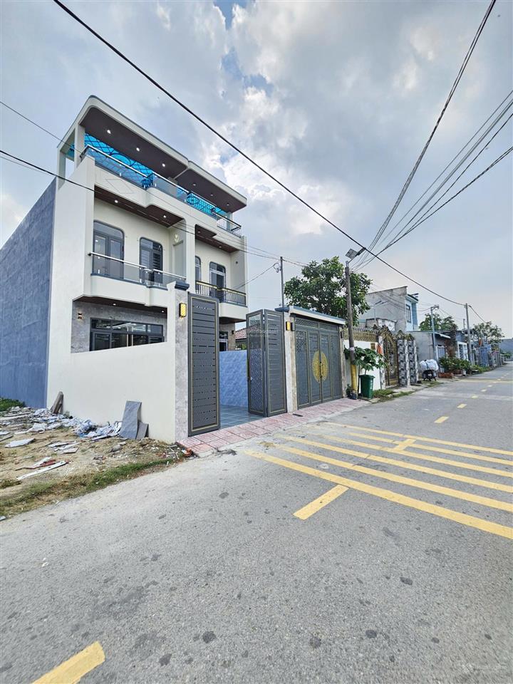 9609bán nhà gần p.tân bình, dĩ an, bờ hồ biconsi, sổ hoàn công, 3pn, sân ôtô, 103m2, giá 5,5 tỷ