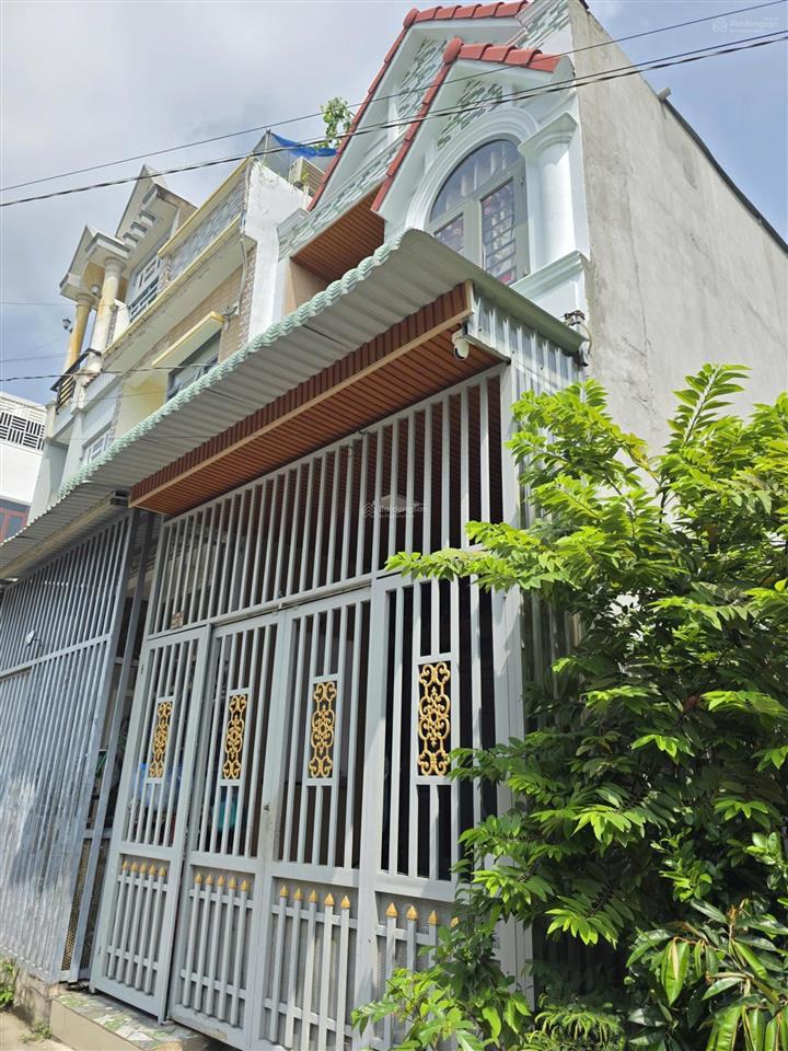 Bán nhà gần chợ phú phong 100m, 3pn, đường 7m, giá 2,55 tỷ