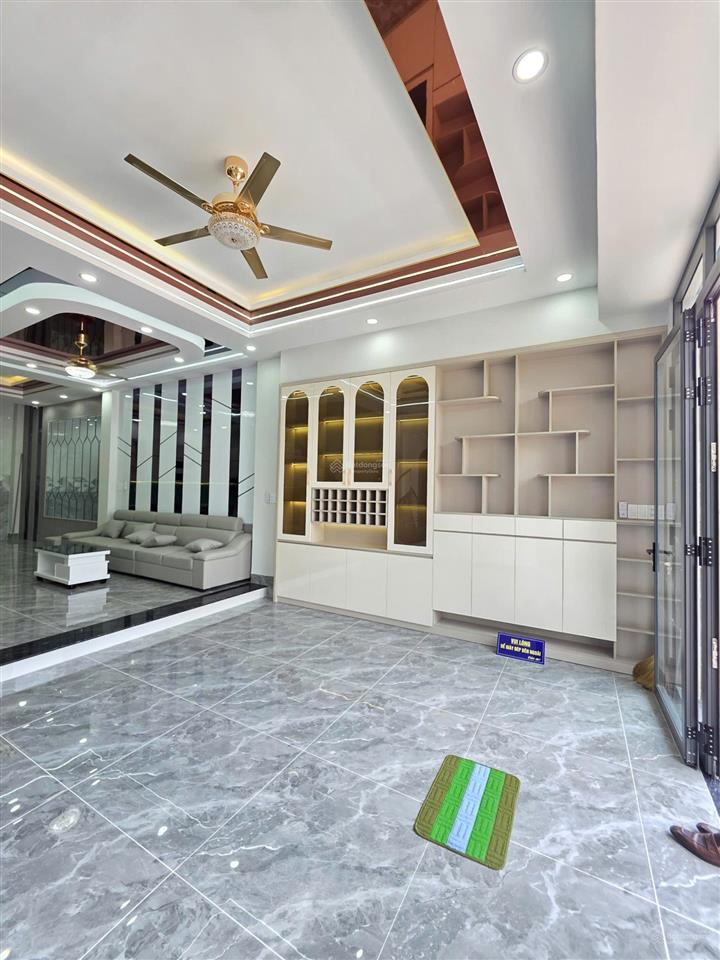 8904 bán nhà đông hòa dĩ an, khu đồng bộ, sân ôtô, 4 tầng, 66,2m2, 4 phòng ngủ, full nội thất