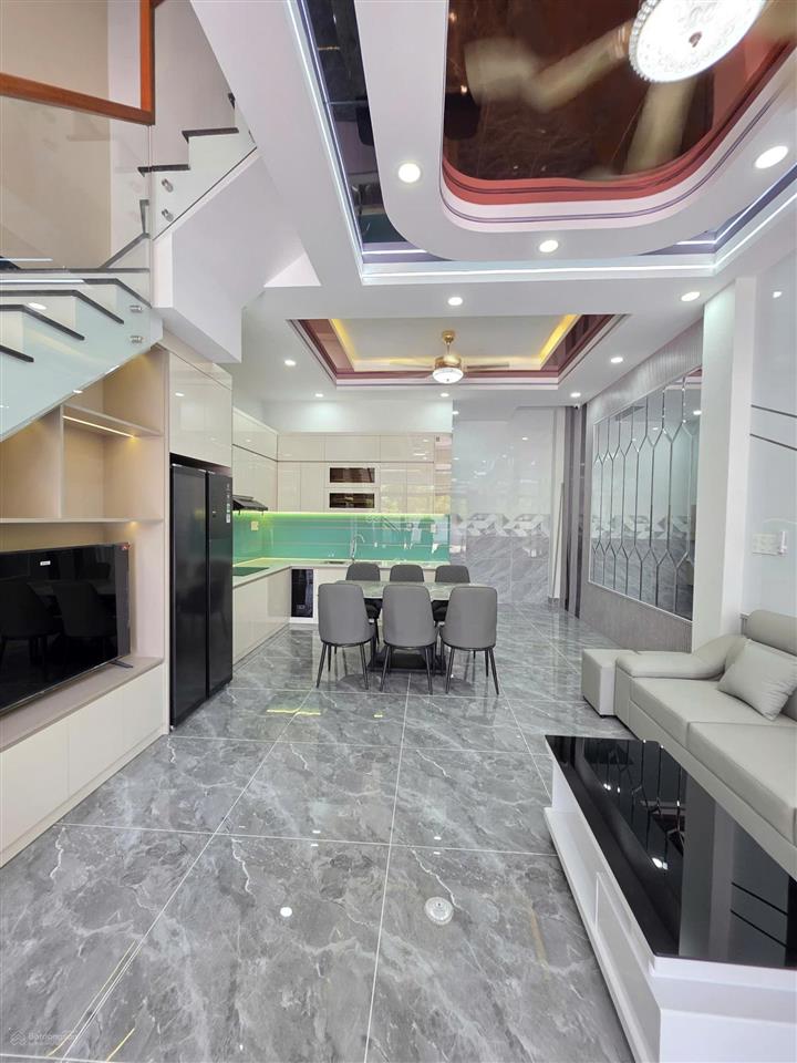 8904 bán nhà đông hòa dĩ an, khu đồng bộ, sân ôtô, 4 tầng, 66,2m2, 4 phòng ngủ, full nội thất