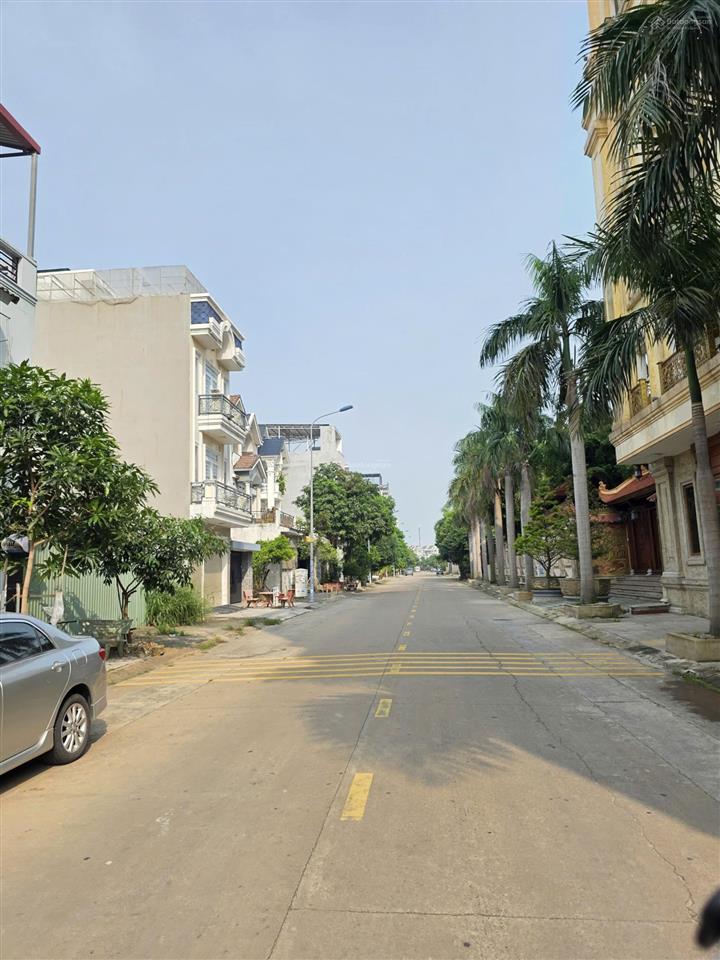 840  bán đất trung tâm hành chính dĩ an gần trường việt anh, 100m2 full thổ cư  8 tỷ tl