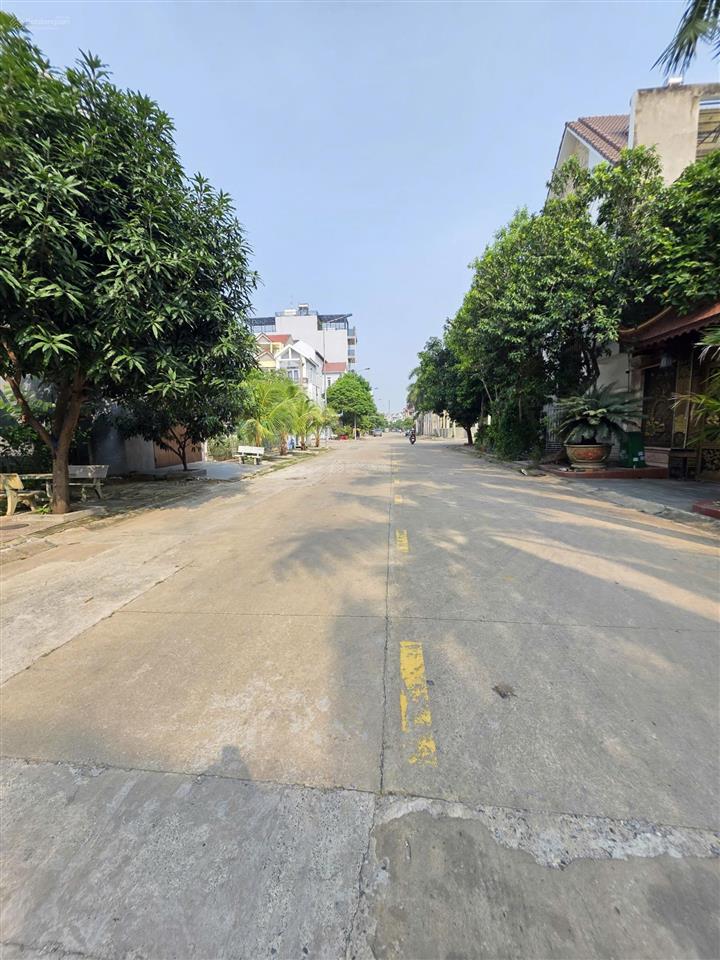 840  bán đất trung tâm hành chính dĩ an gần trường việt anh, 100m2 full thổ cư  8 tỷ tl