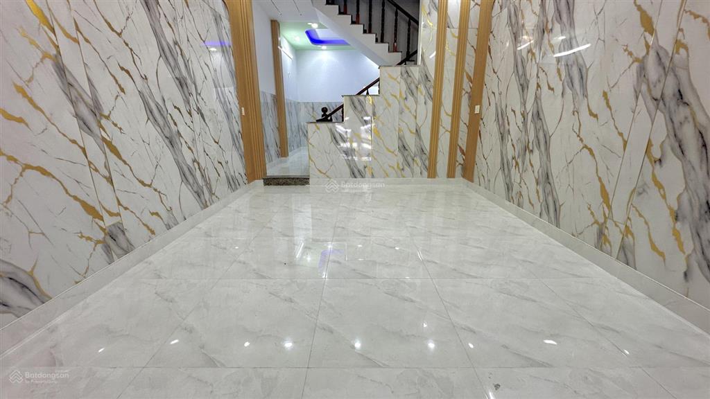 Bán nhà tân đông hiệp gần ngã tư chiêu liêu, 60,6m2, sổ hồng riêng, đường 11m, giá 3,95 tỷ